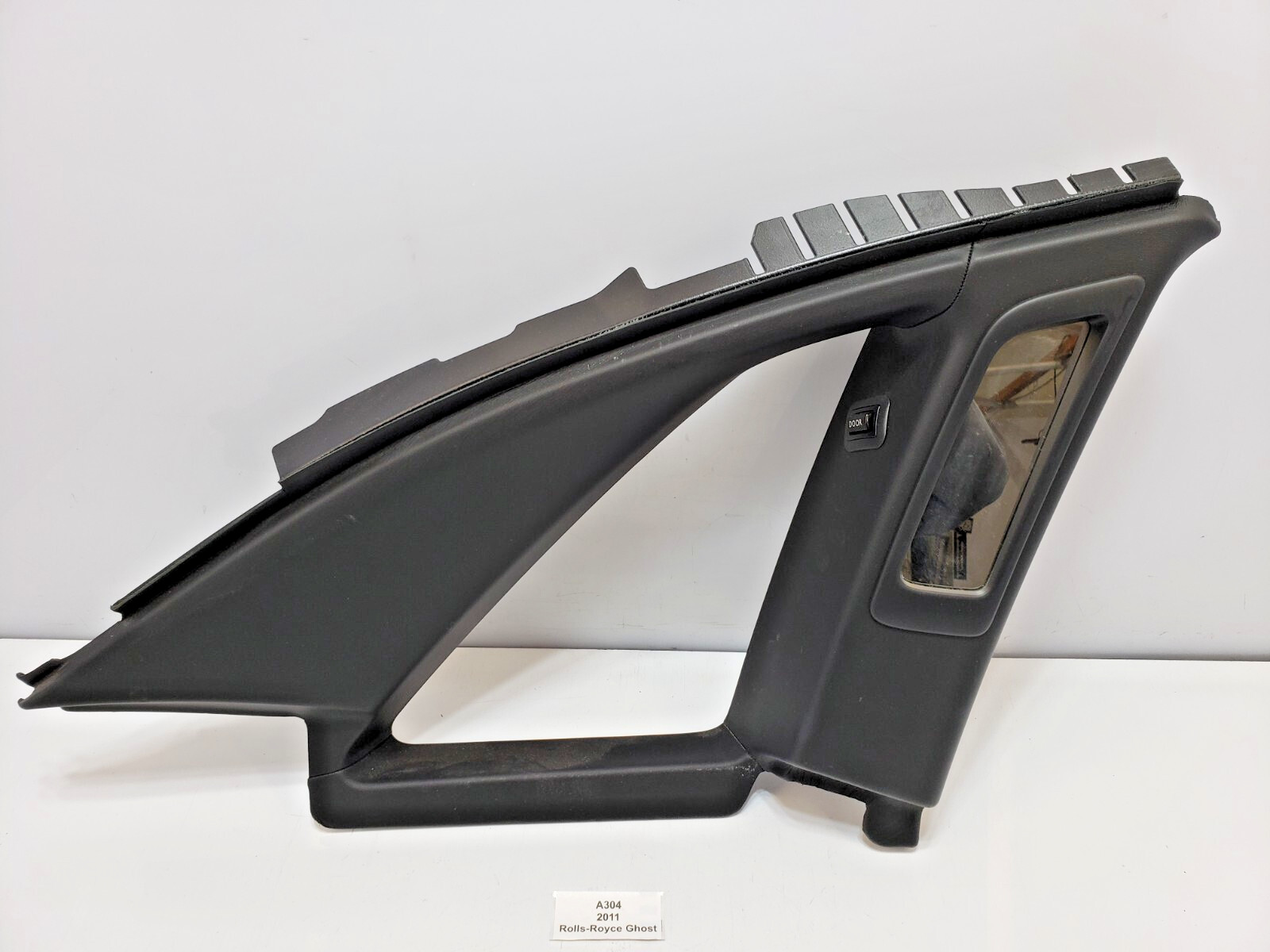 ✅ 10-14 OEM Rolls-Royce Ghost RR4 Rear Left Driver C Pillar Trim Black