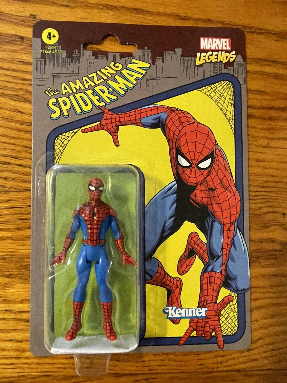 Hasbro Kenner Marvel Legends Spider-Man 3.75” Action Figure MOC New (2021)