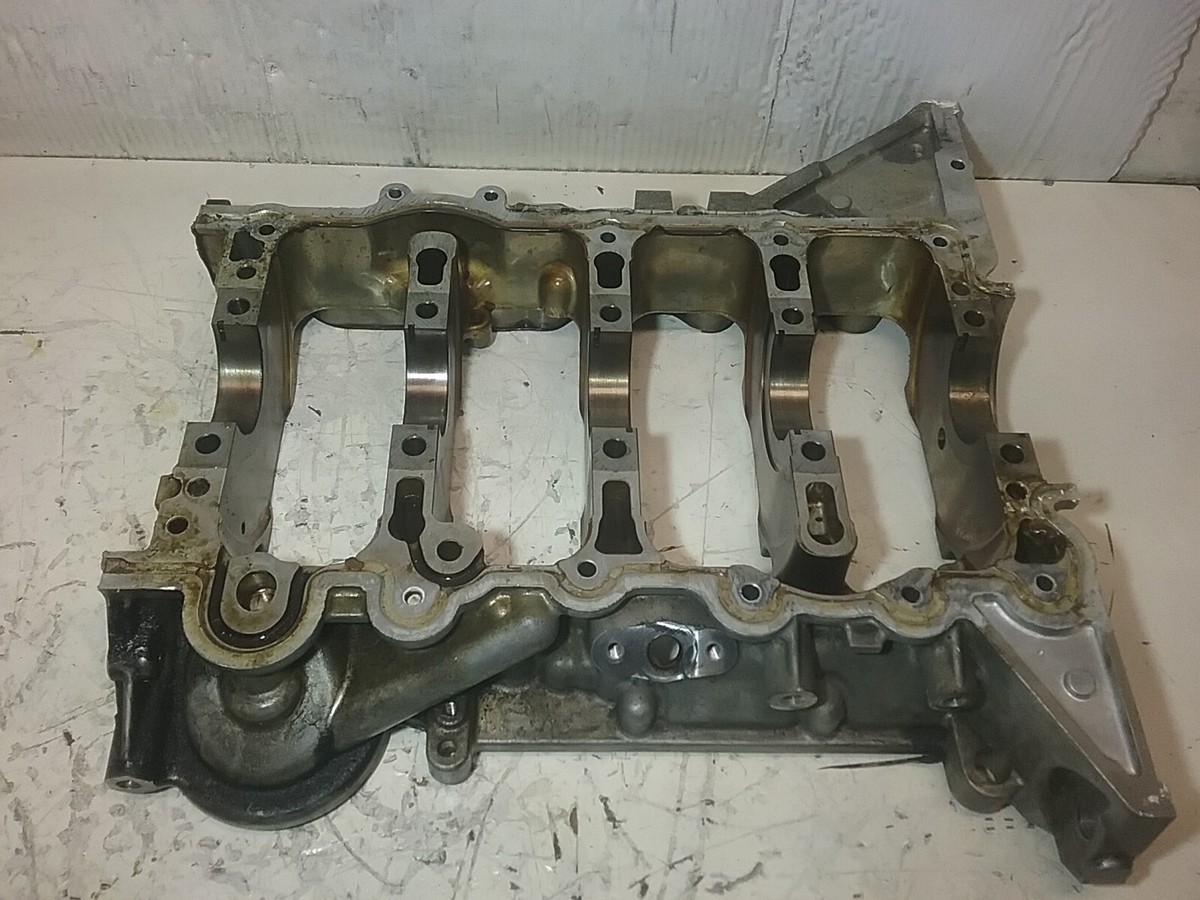 2016-2018 Chevy Cruze 1.4L Turbo Lower Block Camshaft Housing 