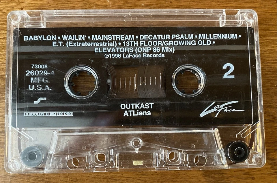 ATLiens Hip Hop Album by OutKast (Cassette, Aug-1996, LaFace) FREE SHIPPING Foto 4 de 4