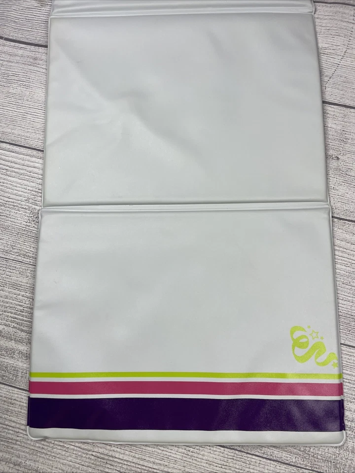 Muñeca American Girl retirada Mckenna's alfombra de gimnasia solo púrpura blanco verde Foto 3 de 4