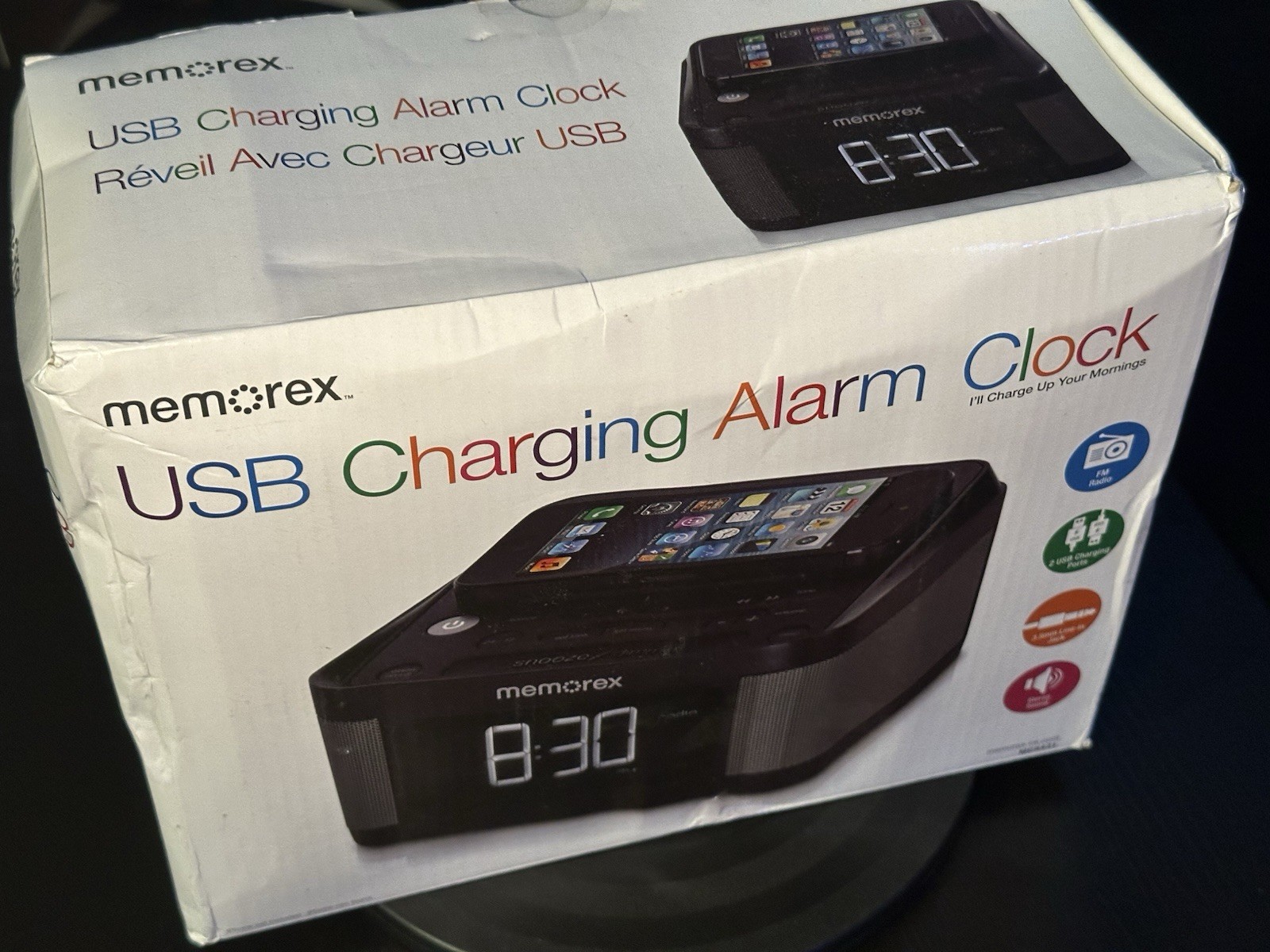 NEW - Memorex MC8431 USB Charging Alarm Clock Radio 1.2'' LC