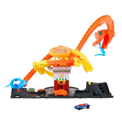 Hot Wheels City Toy Car Track Set, Pizza Slam Cobra Attack, Snake Tail Spiral Tr