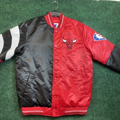 Men Medium CHICAGO BULLS  Full Snap Heavy Jacket Red/Black New Starter