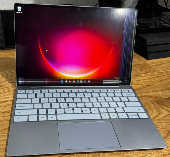 DellXPS139315i5-1230U16GBRAM512GBSSDBROKENSCREEN-WORKSWEXTMONITOR