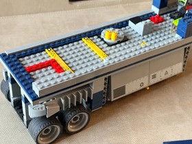 INCOMPLETE LEGO 8635 Mission 6: Agents Mobile Command Center Set Vehicle Parts