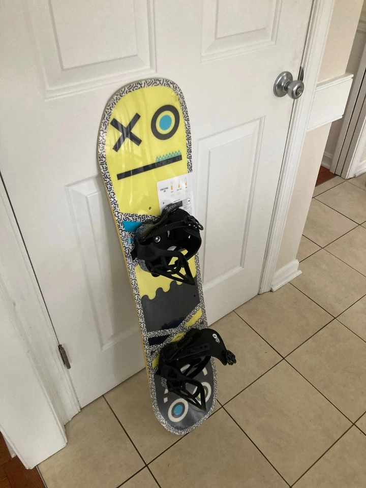 New Freestyle All-Mountain 105cm Snowboard & Rossignol Rookie JR bindings (XS) - Image 4 of 4