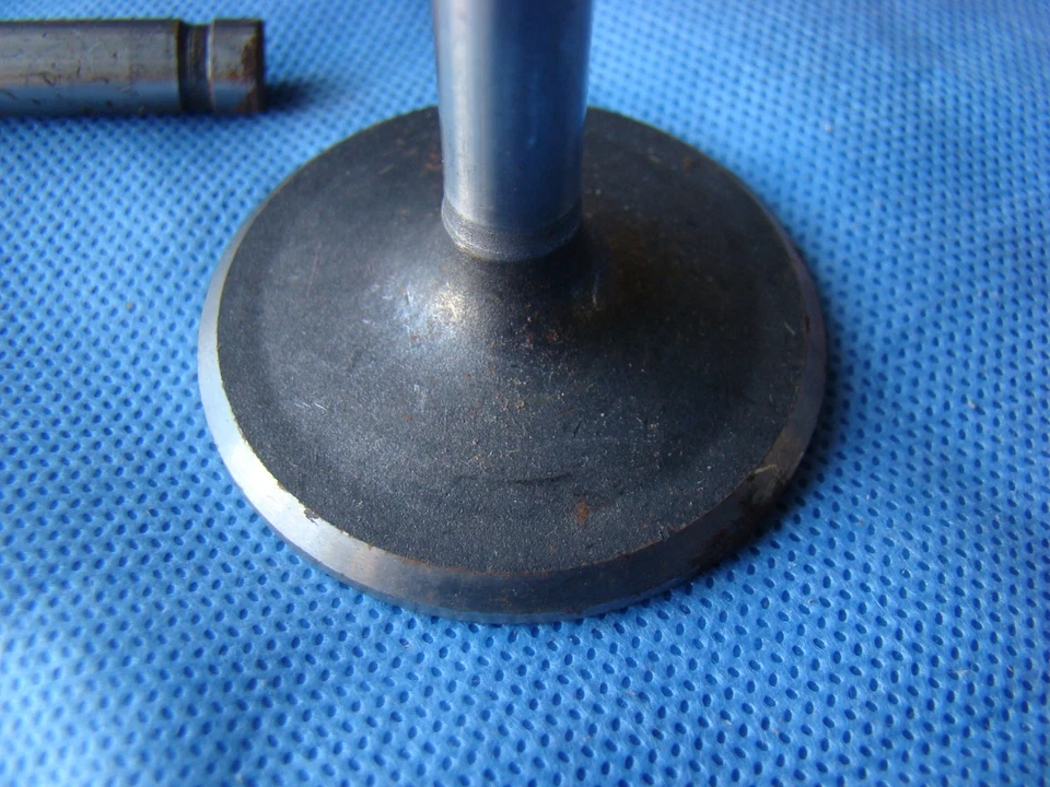 Juego de 8 válvulas de admisión Cadillac 429 1,87 Eldorado DeVille 1965 1966 1967 EE. UU. Foto 3 de 3