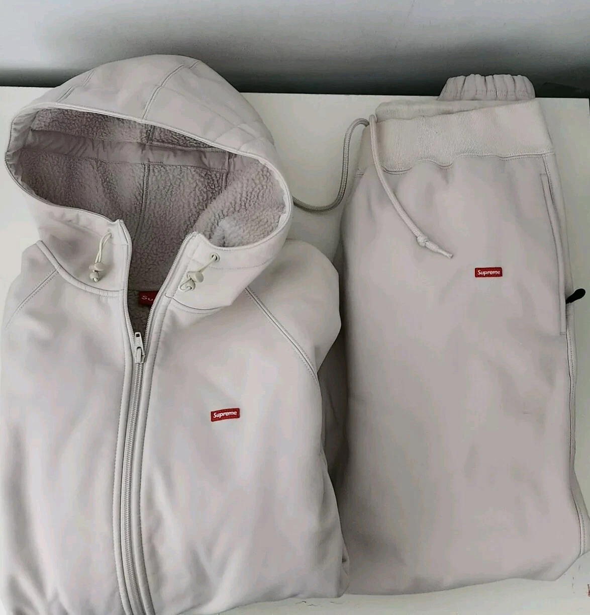 FW21 Supreme Gore Windstopper Kapuzenpulli + Jogginghose Wasserfest Satz
