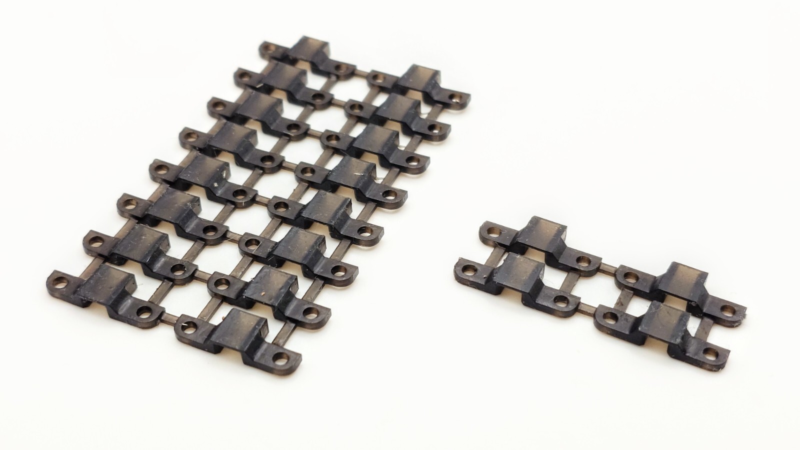 NEM Surface mount pocket – 4x and 16x (OO)