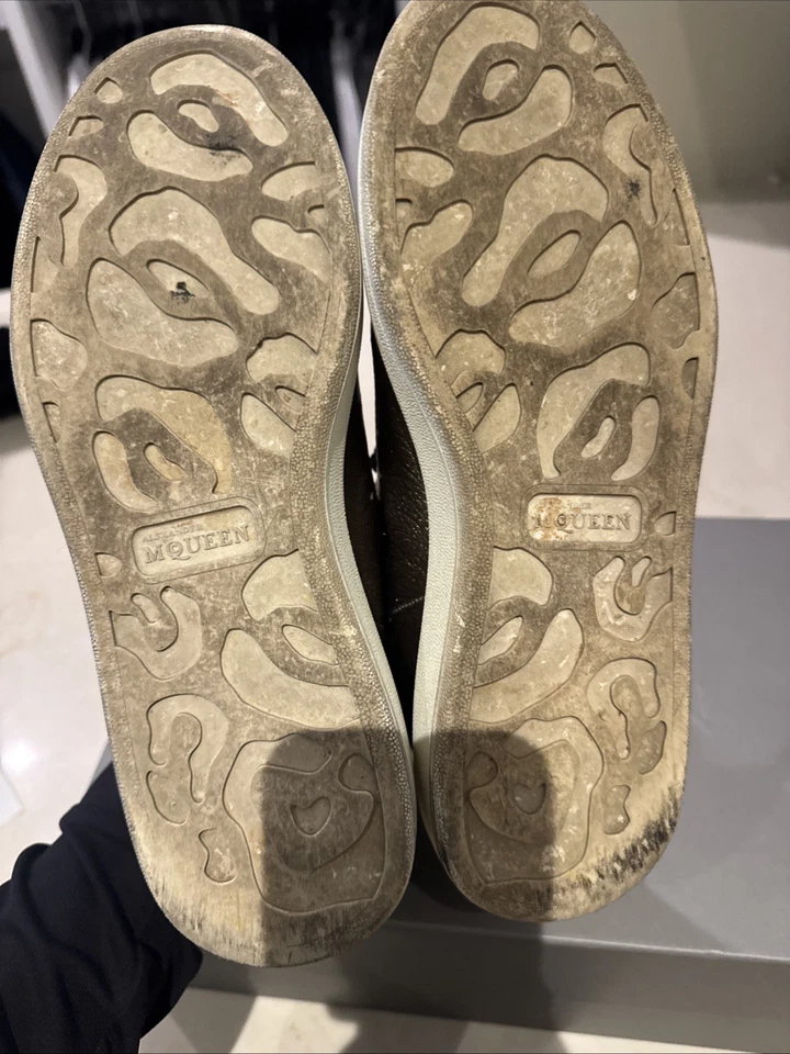 Zapatilla deportiva Alexander Mcqueen plataforma talla 9,5 Foto 3 de 4