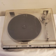 JVC QL-F61 Turntable