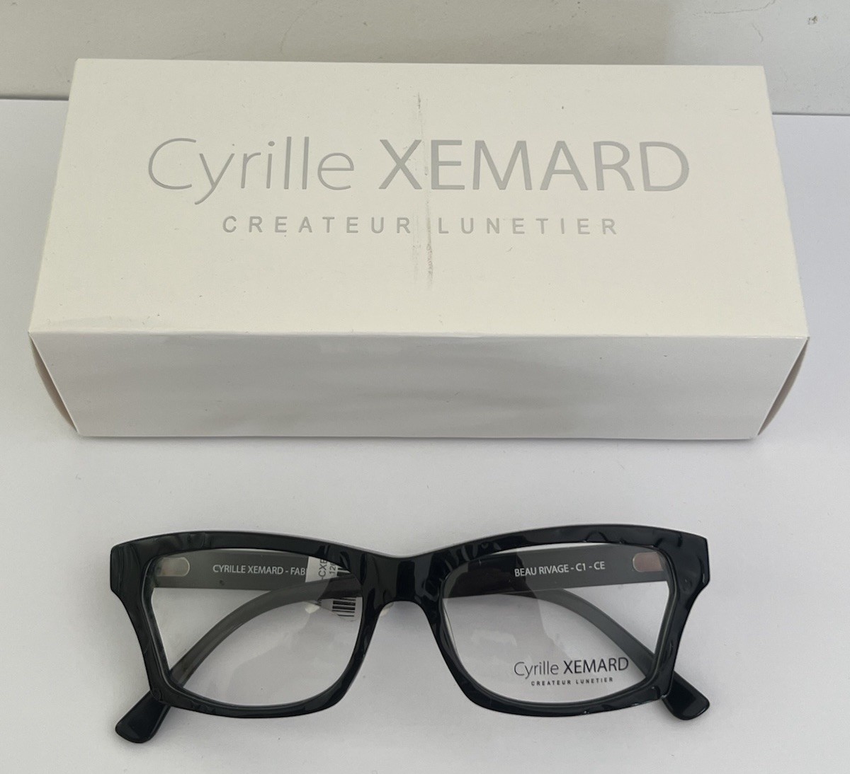 Monture de vue femme Cyrille Xemard lunettes légères anti traces de nez