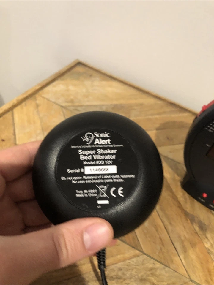 Sonic Bomb Sonic Alert Alarm Clock w/Vibrator & AC Adapter (SBB500ss-v3) Tested - Image 4 of 4