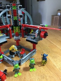 LEGO 8077 Atlantis Exploration HQ Complete No Box