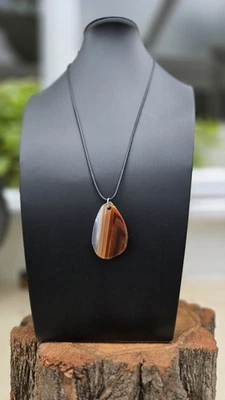 Banded Agate On Black Cord 46cm Necklace Bohemian Healing Gemstone Slice - Image 1 of 4