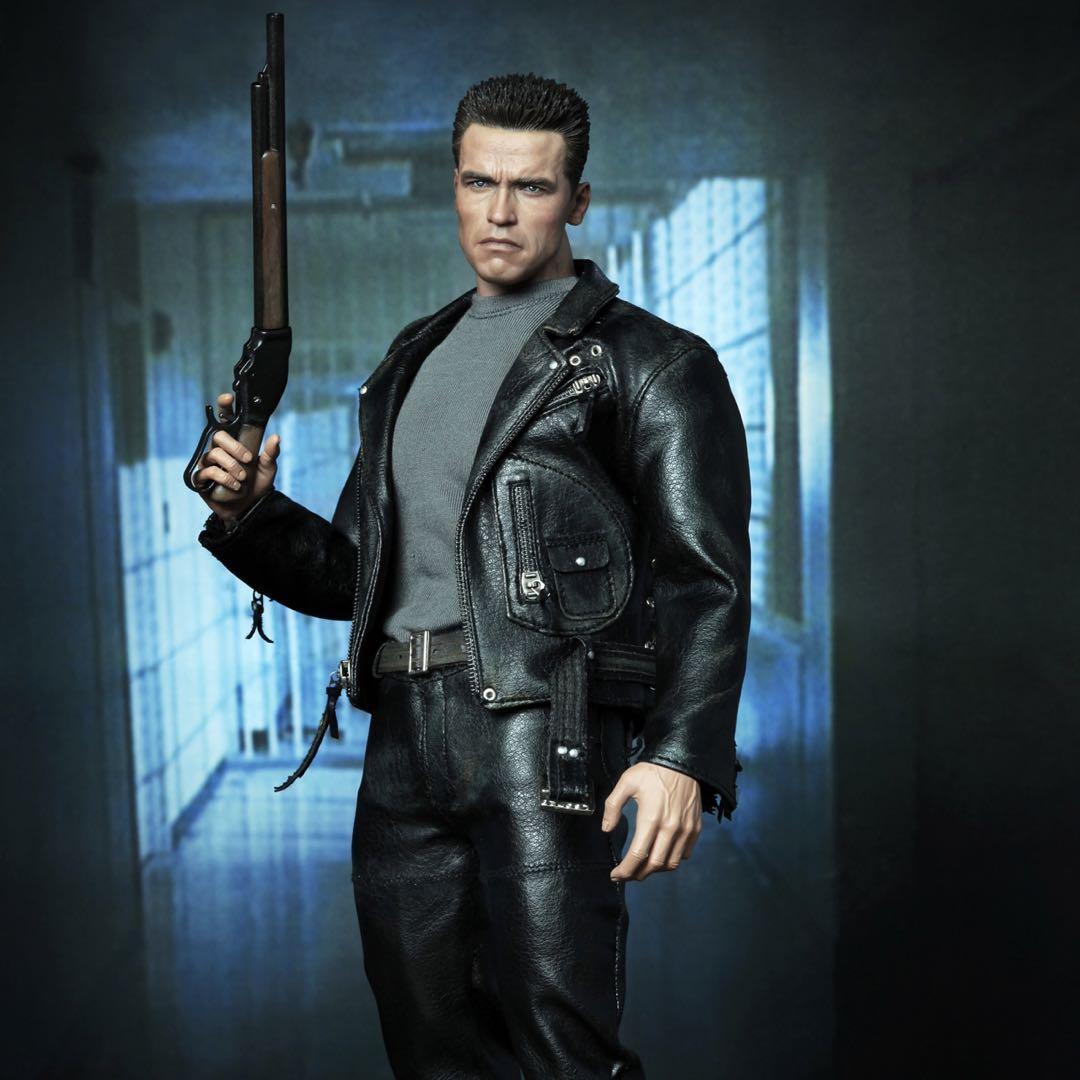 Terminator 2 Judgment Day T-800 1/6 Scale Figure MMS117 Hot Toys