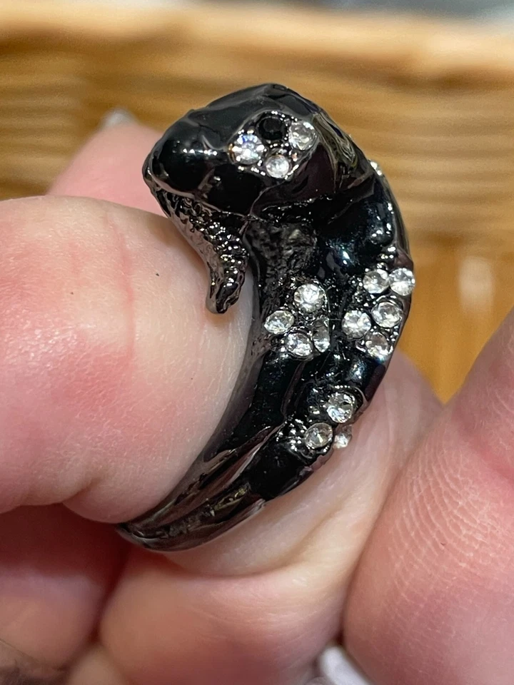 ANILLO SERPIENTE METAL NEGRO CON DECORACIÓN CRISTAL ANIMAL SALVAJE SERPIENTE TALLA 8  Foto 4 de 4