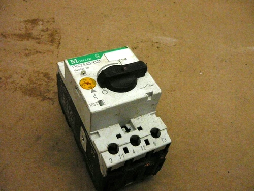 MOELLER MANUAL MOTOR STARTER PKZM0-6,3 6.3A