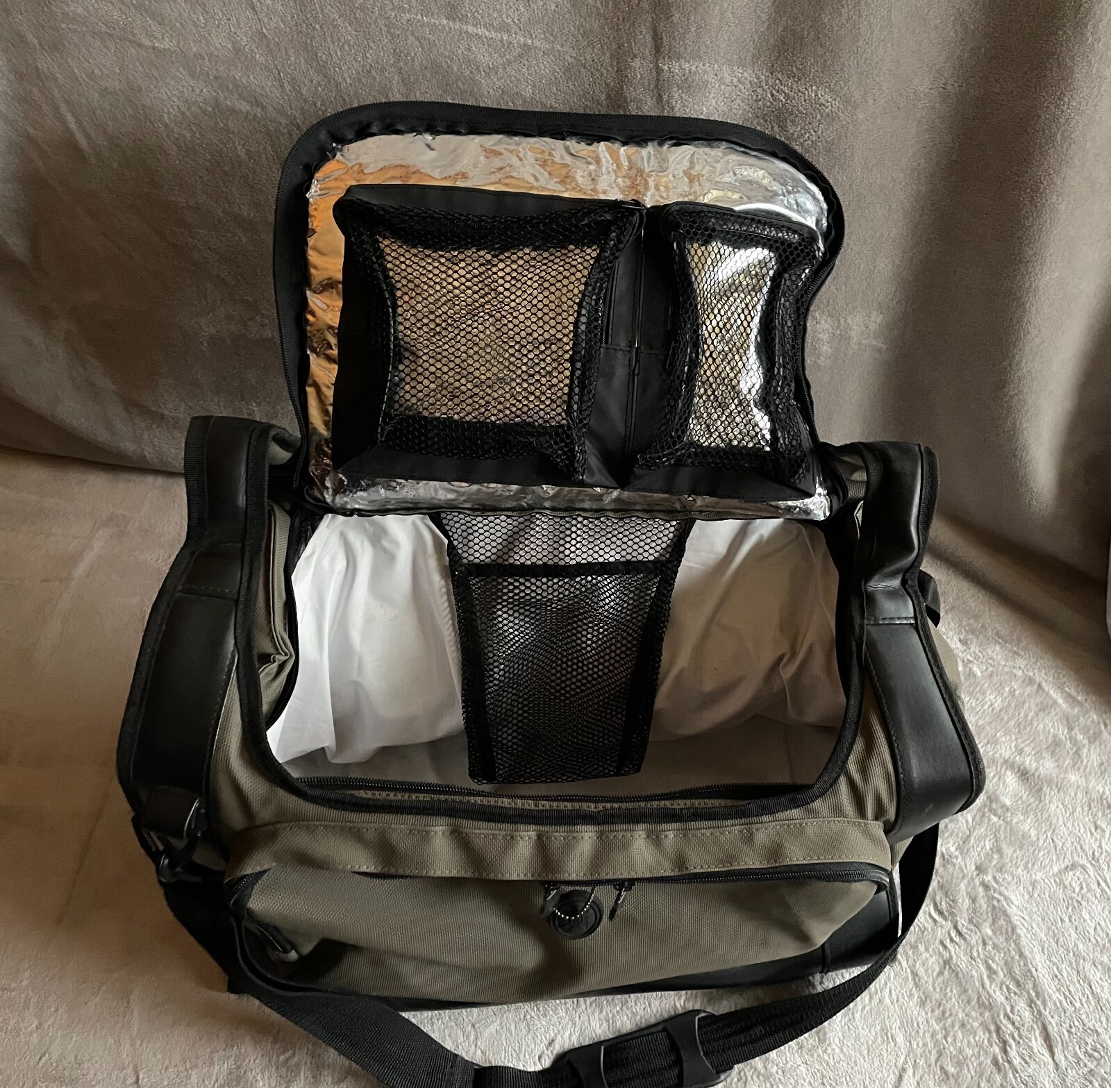 Bag With Handles-brown Pockets