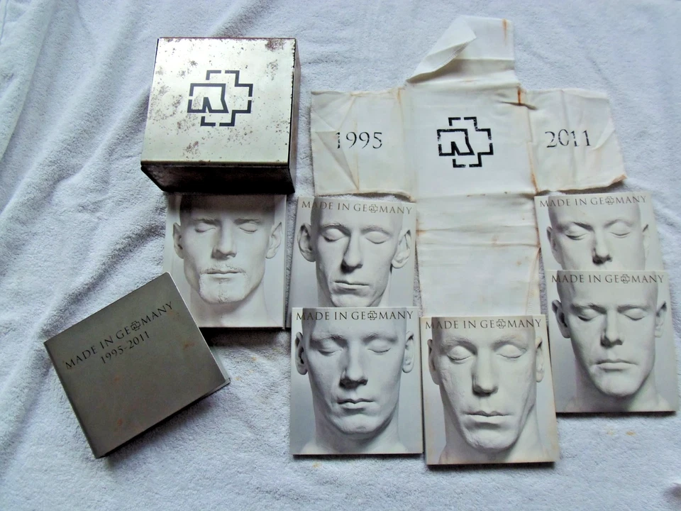 Rammstein Made in Germany limited Super Deluxe Box Edition 1995 - 2011 mit ROST - Bild 3 von 4