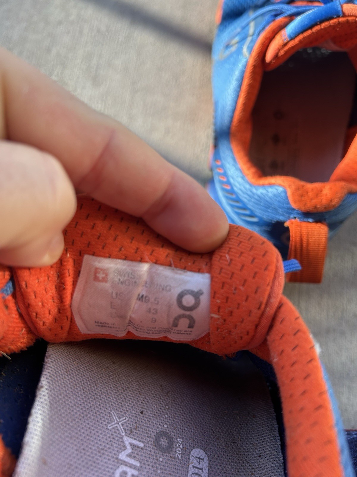 ON CLOUD -  Swiss Engineering Cloudswift Sneaker … - image 7