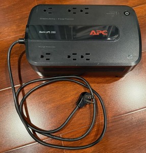 APC Back-UPS BE350G 6 Outlets Battery Backup Surge Protector WITH NEW BATTERY