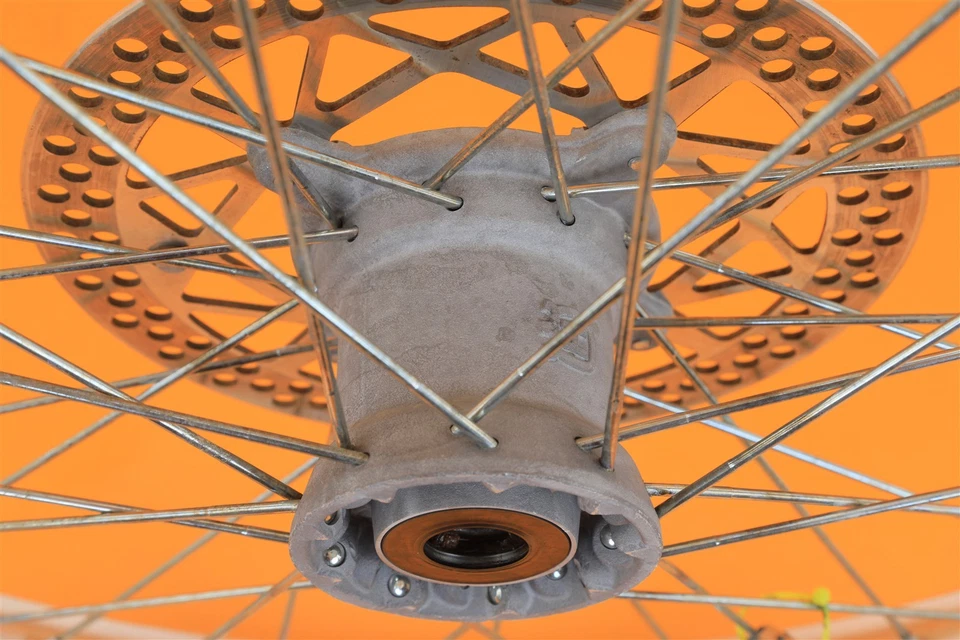 Ошейники ступицы переднего обода колеса в сборе от оригинального производителя 03–07 2004 TE250 TE 250 21x1,6 - Изображение 3 из 4