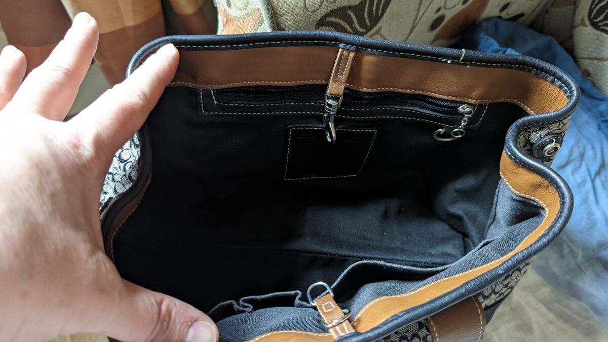 Authentic Vintage Coach J2J-6620 Hobo Black/Grey signature Authentic Vintage Coach J2J-6620 Hobo Black/Grey signature