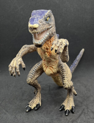 VINTAGE BABY GODZILLA - TAIL THRASHER - TRENDMASTERS 1998