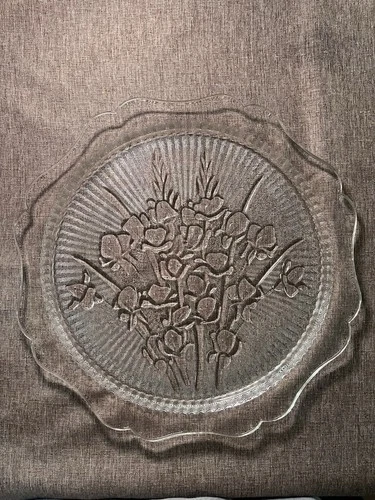 VINTAGE Jeanette Iris and Herringbone Pressed Iris Serving Dish