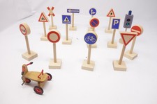 15 Holz - Strassenschilder - 9 cm Grösse, Ampel, Dreirad