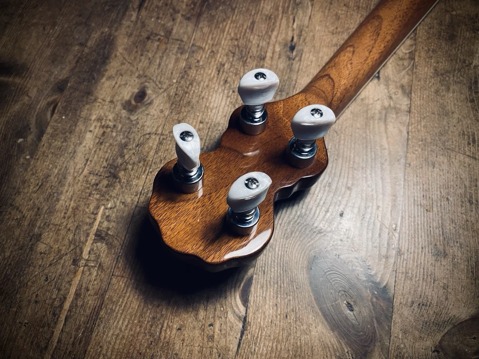 Ashbury AB-85-5 5 String Banjo Open Back. Excellent Condition. - Image 4 of 4