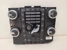 VOLVO XC60 2015 Temperature Control