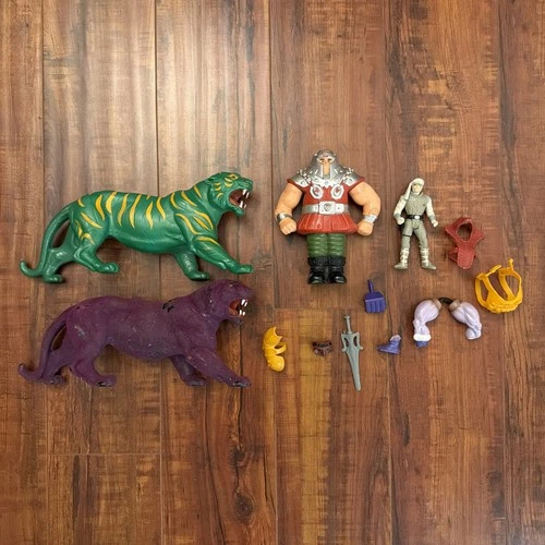 Vintage MOTU 1980's He-Man Lot Figures,  some mixed accessories