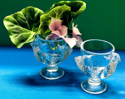 Vintage Set 2 Luminarc France Clear Glass Egg Cups Chicken Hen Footed (Flower)