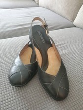 Softspots Women s Black Leather Slingback Pum...