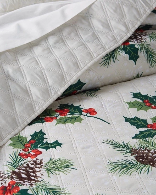Juego de edredón completo/reina de 3 piezas Holly Berry colección Martha Stewart, para Macys Foto 3 de 4