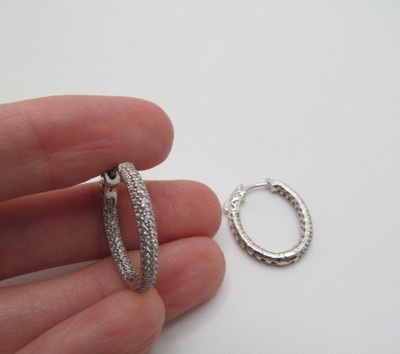 925 Sterling Silber Herz filigran funkelnder Stein oval Clicker Creolen