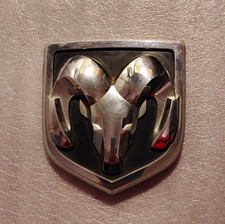 Dodge Ram 1500-3500 Ram cabeza emblema insignia calcomanía puerta trasera Mopar 68082011AA