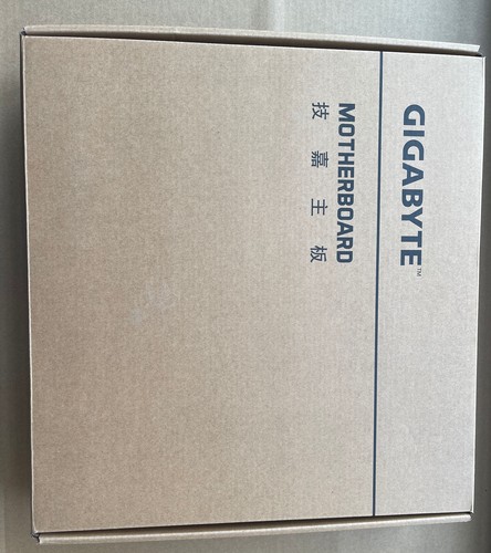 GIGABYTE MU71-SU0 LGA3647 Xeon W-3175x CPU 28C/56T 3.10 GHz +128GB RAM - Afbeelding 6 van 6
