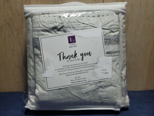 Lush Decor Farmhouse Stripe 3 Piece Reversible Duvet Cover Set Full/Queen -Gray - Picture 3 of 7