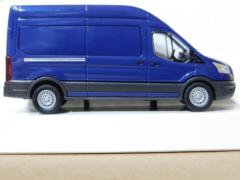 Busch 54301  1/87 HO 2014  Ford Trasit  Van Blue Undecorated  NIB - Image 2 of 4