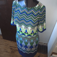 Eliza J chevron size 8 royalcore elegant sheath dress