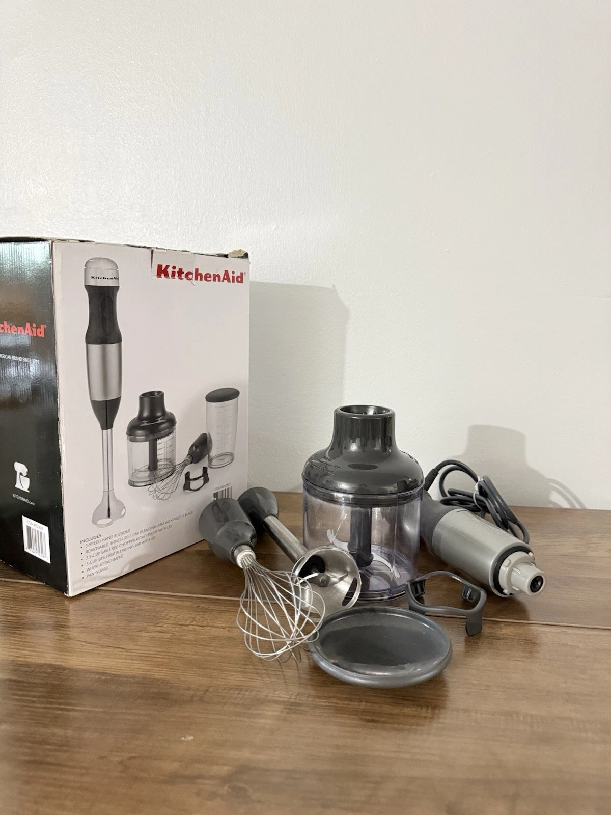 KitchenAid KHB-1231 3-Speed Hand Blender - Black (Used)
Opens in a new window or tab