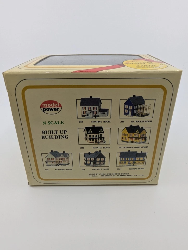 Model Power N Scale Building Lighted Wayside Station With 2 Figures #2562 NEW - Image 4 of 4