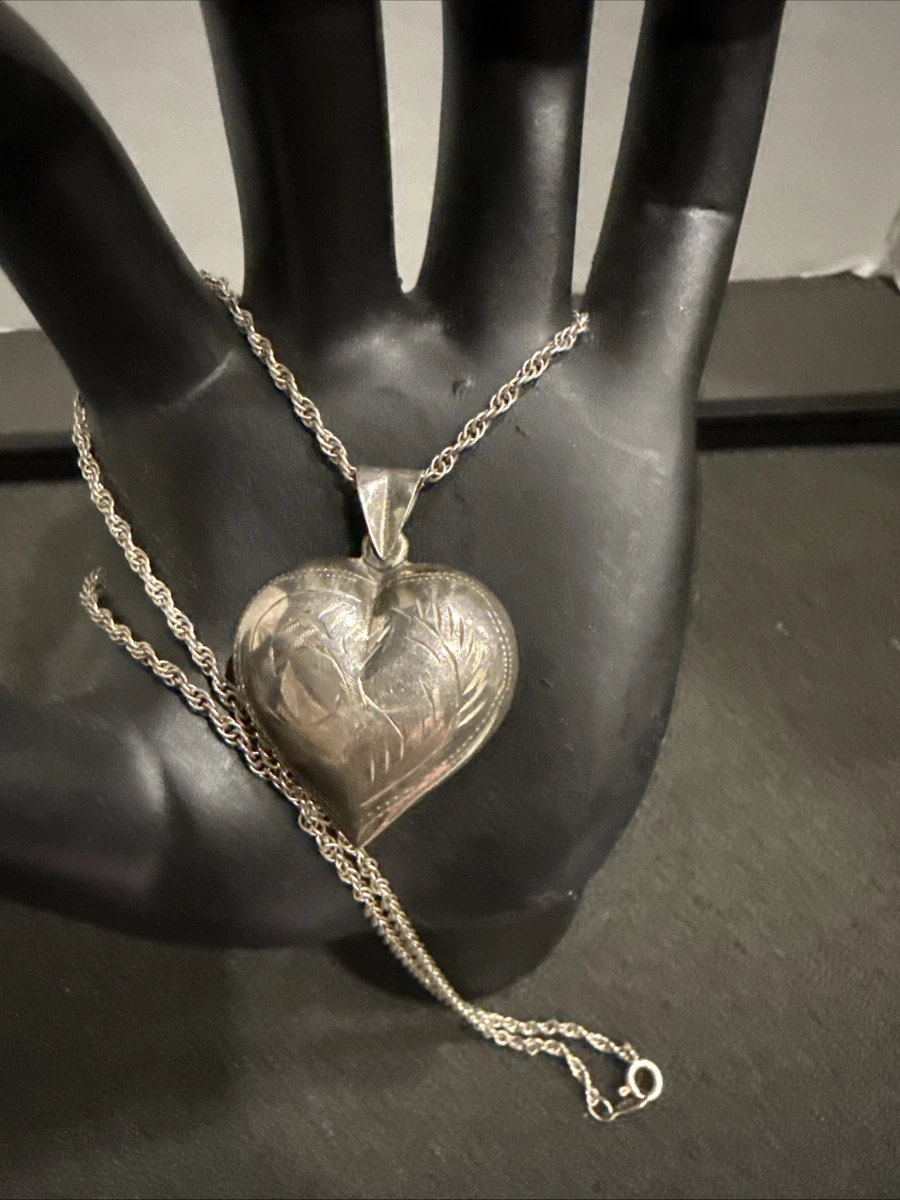 ヴィンテージ！Silver Puffy Heart Love ネックレス ヴィンテージ！Silver Puffy Heart Love ネックレス