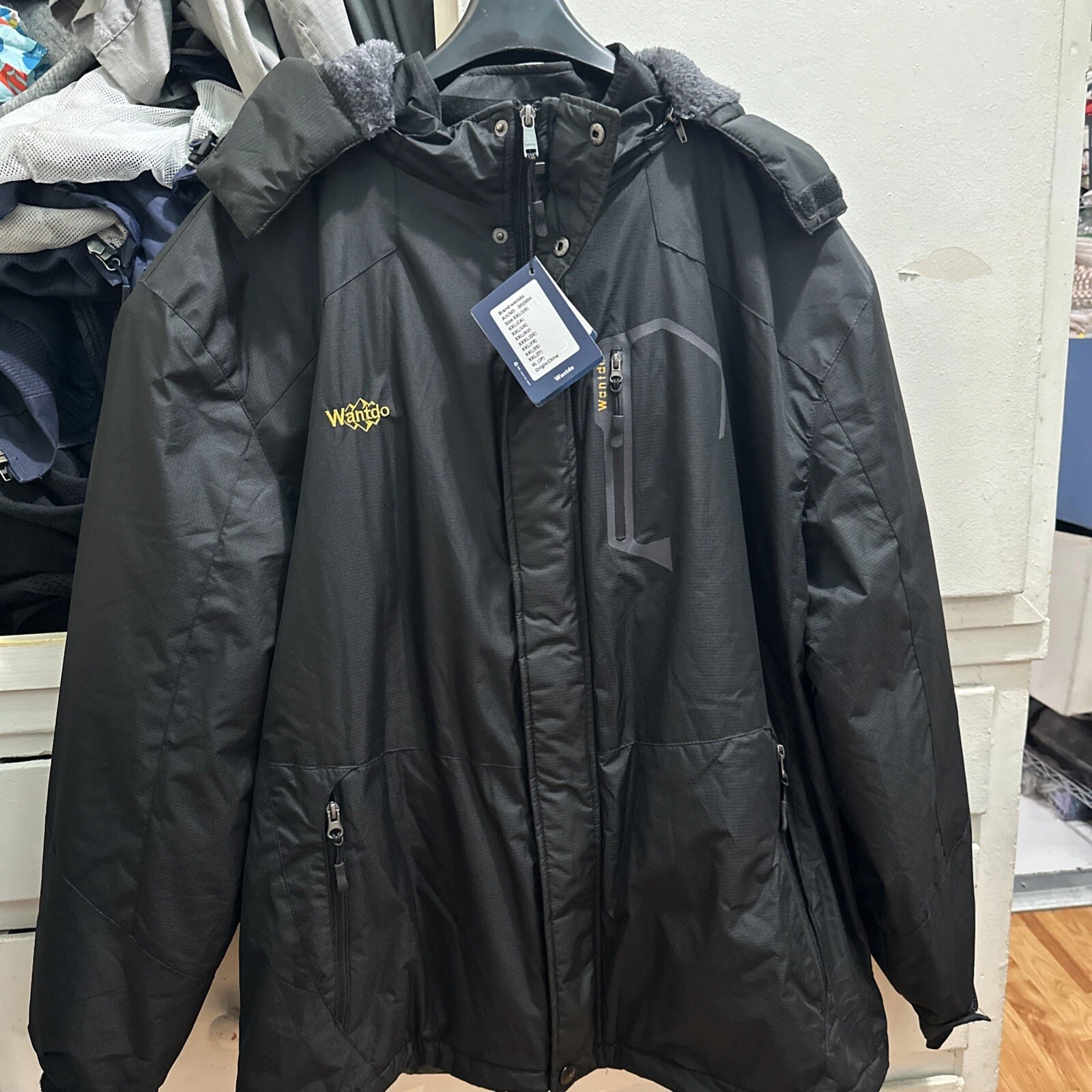Wantdo Men's Waterproof Winter Jacket Warm Winter Coat Jacket Ski Jacket Hooded
