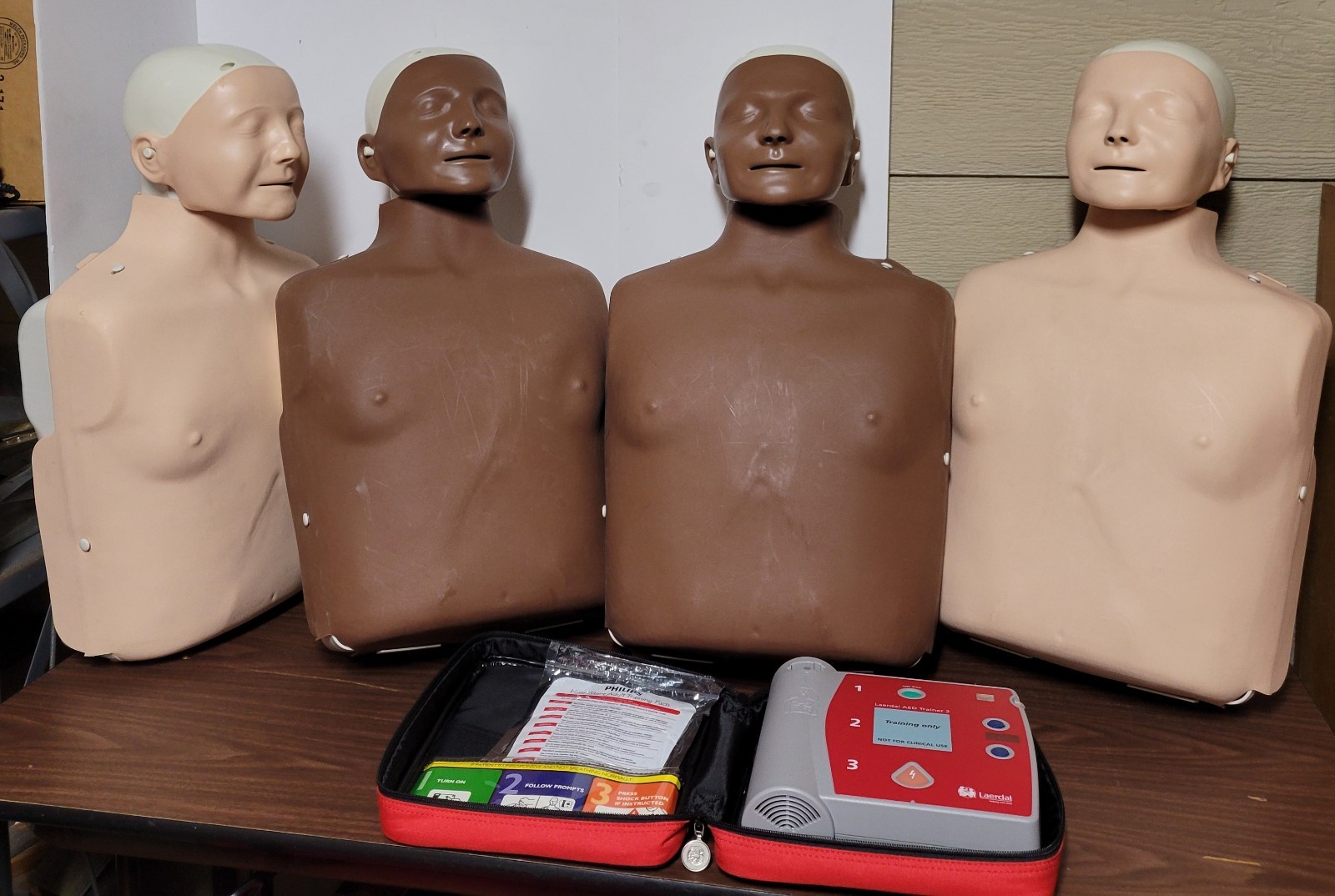 4x  Laerdal Little Anne CPR Adult Training Manikins / AED (QCPR Upgradeable)