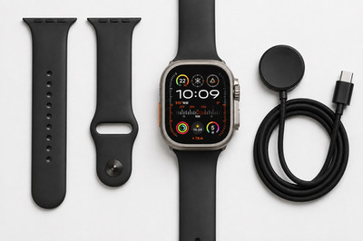 Apple Watch Ultra 49 mm GPS + Cellular   Titanium  - m.Ladegerät /Armband   79%